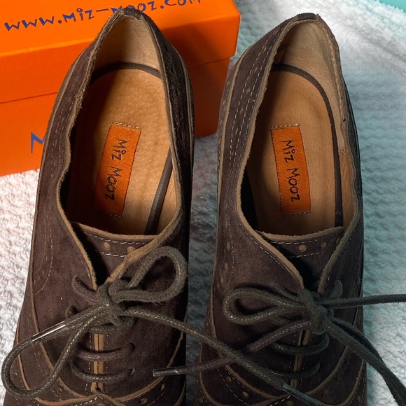 Miz Mooz lace up booties size 7.5. - Picture 5 of 5